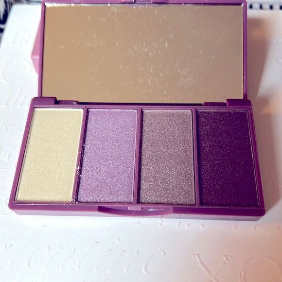 Bellapierre Cosmetics 1999 Four Color Eyeshadow Palette - Picture 3 of 3